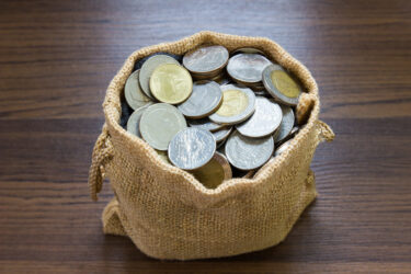 資産運用と投資は違う？資産を安定して増やすために知っておくべきこと