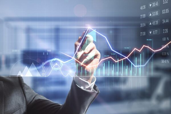 投資信託で儲けようとしている人