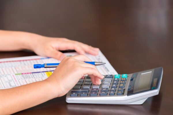 FXで損失を出したら確定申告で節税しよう