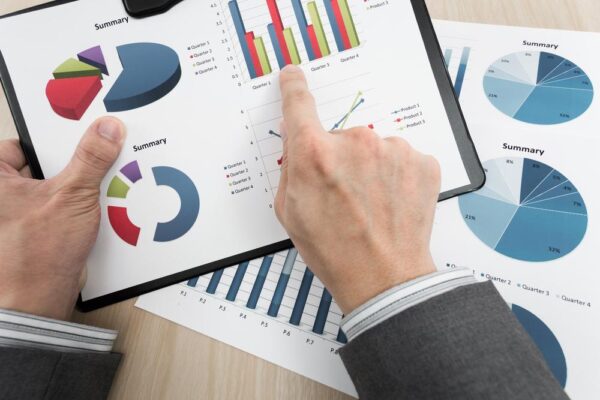 1,000万円の投資先はミドルリスク・ミドルリターンがおすすめ