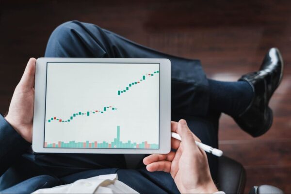 ヘッジファンド証券の口コミ・評判