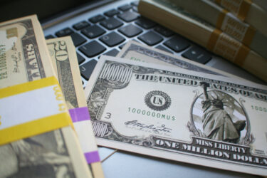 資産をファンドラップに預ける